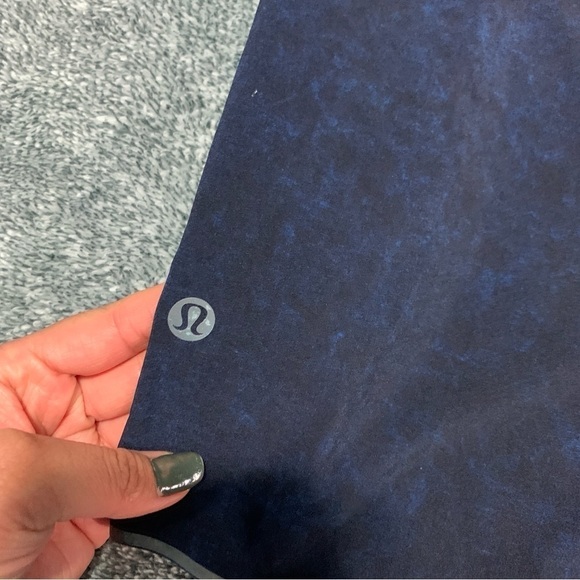 LULULEMON - Surge Linerless Short - Picture 3 of 6